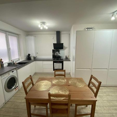 The Best Apartament Central Hunedoara Zewnętrze zdjęcie