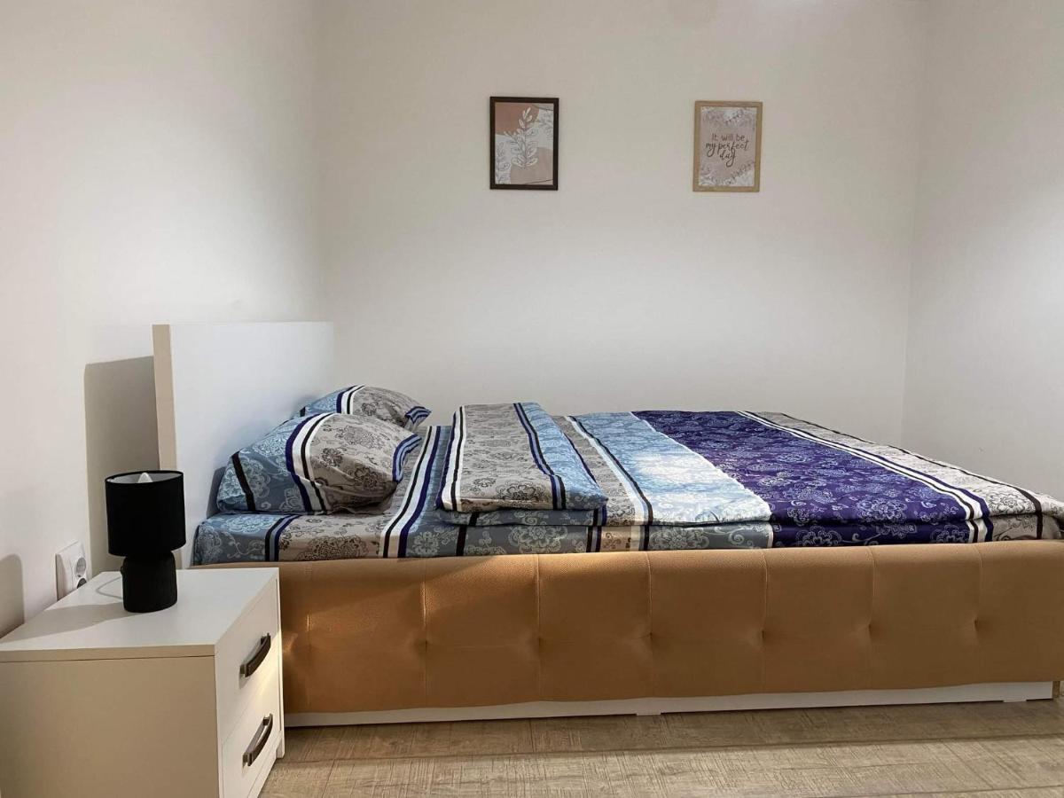 The Best Apartament Central Hunedoara Zewnętrze zdjęcie