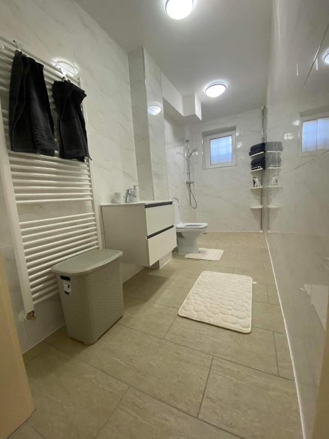 The Best Apartament Central Hunedoara Zewnętrze zdjęcie